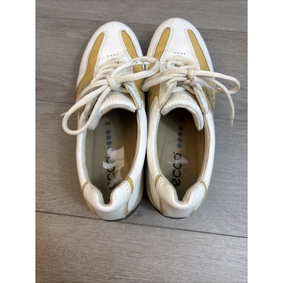 Ecco Woman’s Golf Shoes Size 7.5 (38) White W/ Gold Sides Rubber Spikes Leather - Picture 10 of 12